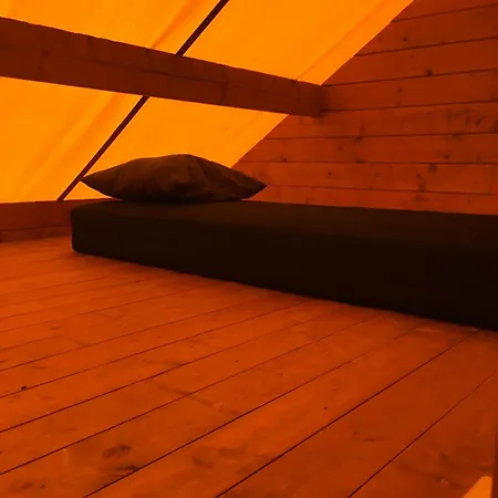Campsite Lego Huisje Glamping